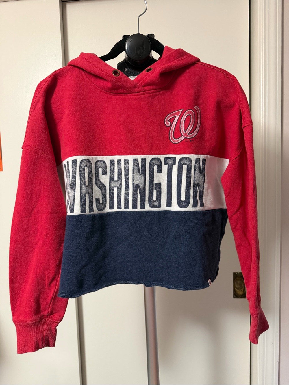 Washington Nationals Womens Cropped Hoodie Sweater - Red/Navy